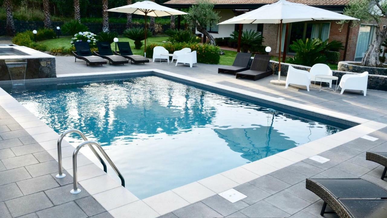 Holiday Homes Borgo Papardo Giarre Exterior photo