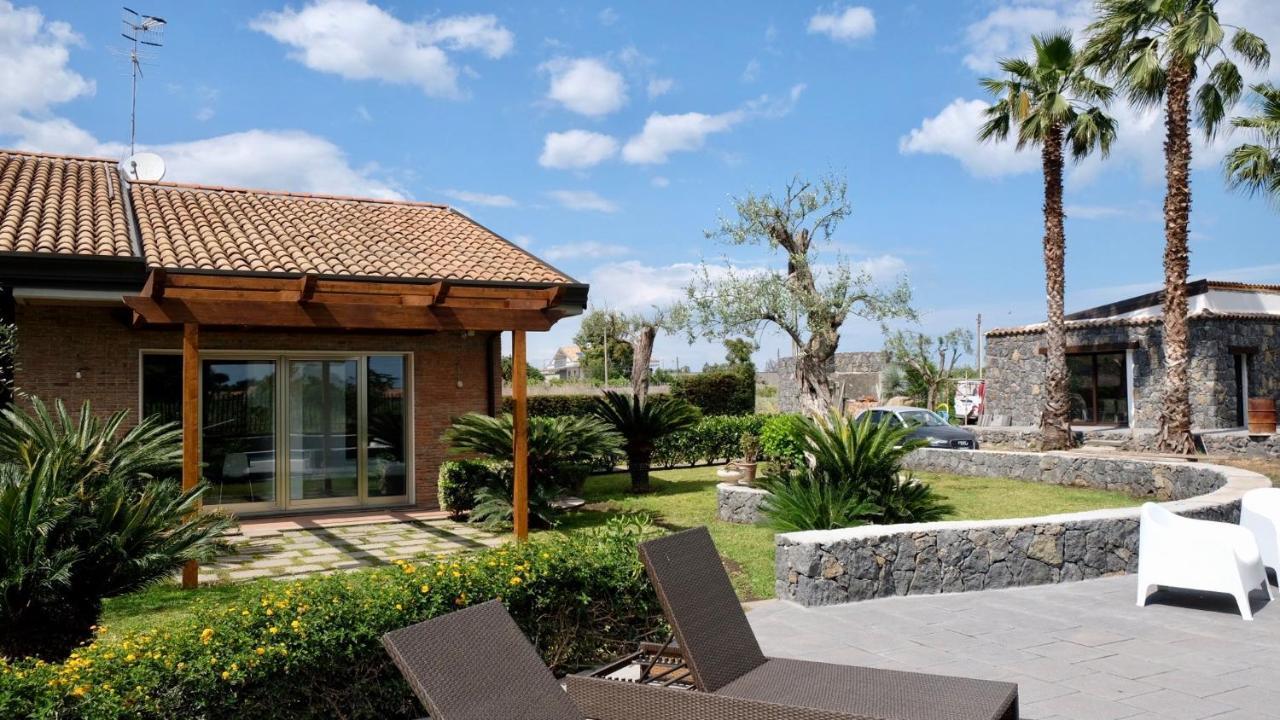 Holiday Homes Borgo Papardo Giarre Exterior photo